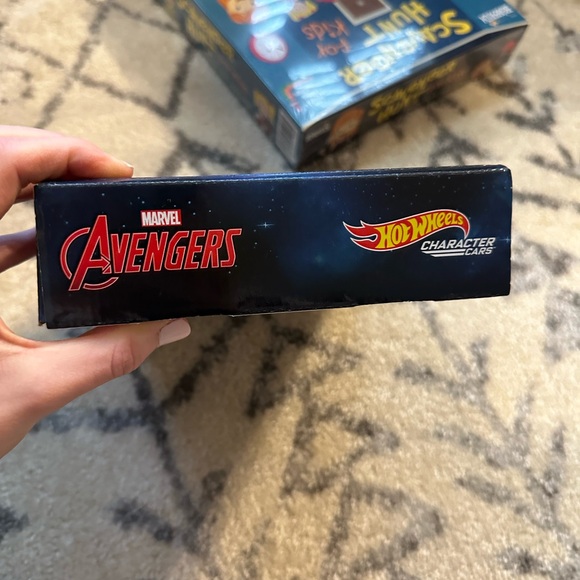 Marvel Avengers Hot Wheels Character Cars - Picture 5 of 13